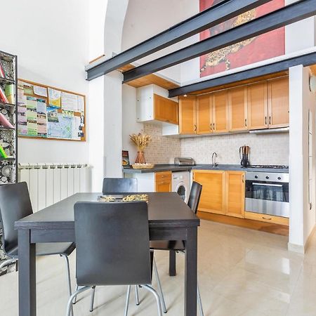 L'Appartamentino Holiday Home Lecce Bagian luar foto