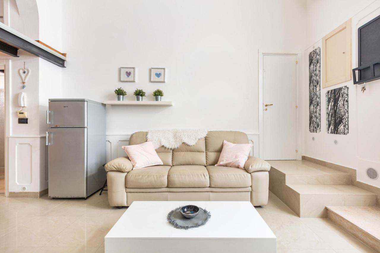 L'Appartamentino Holiday Home Lecce Bagian luar foto